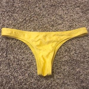 Roxy Yellow Thong Bottoms 💛